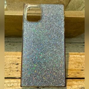 iPhone 11 square phone case- like new!